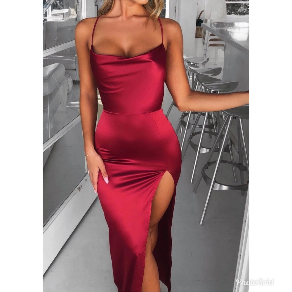 Maxi Dress in Wine Color - New